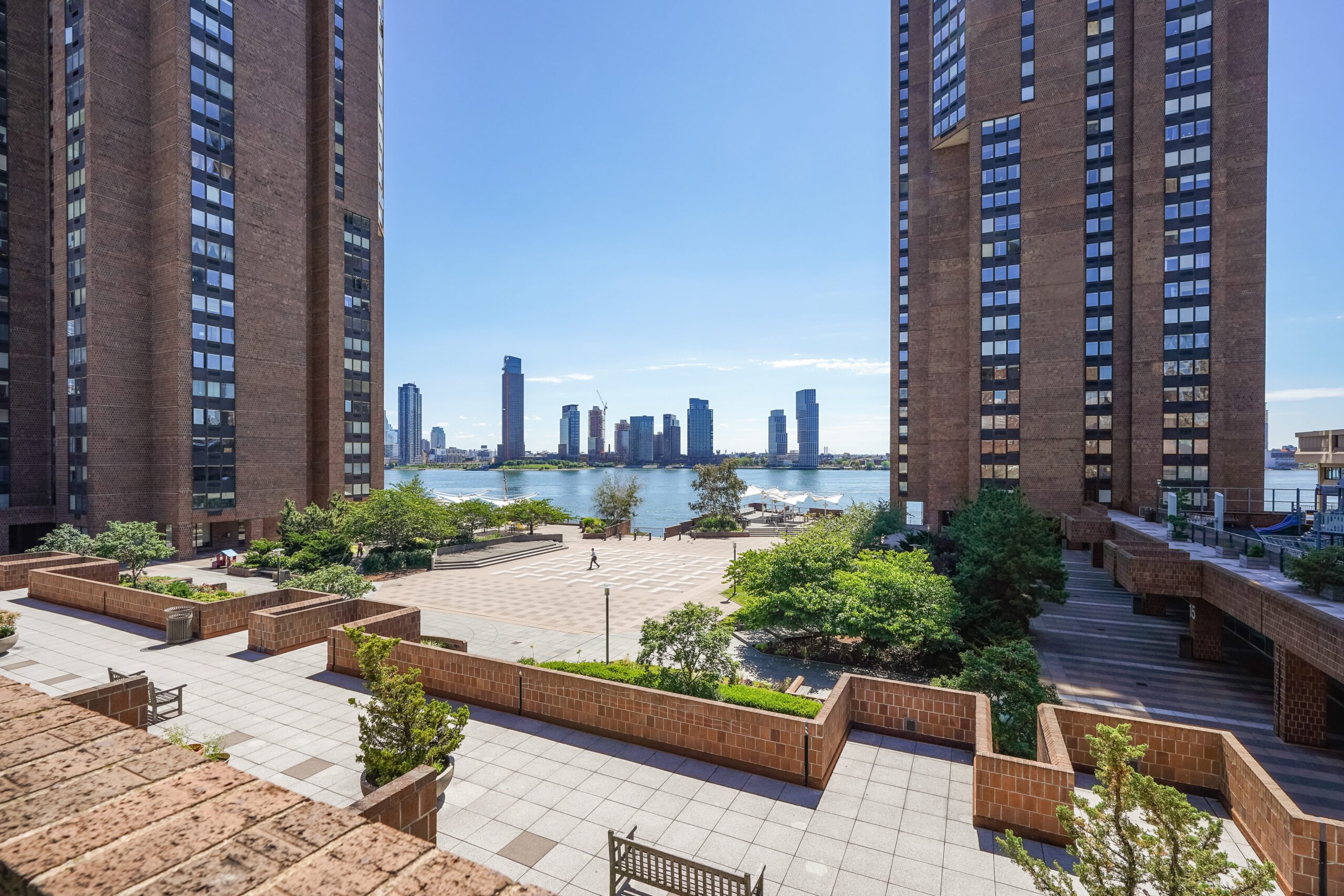 brookfield_waterside